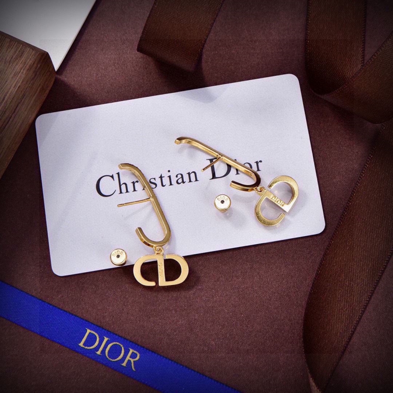 chr1st1an D10r earrings